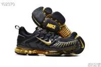 nike air max classic 2019 gold black